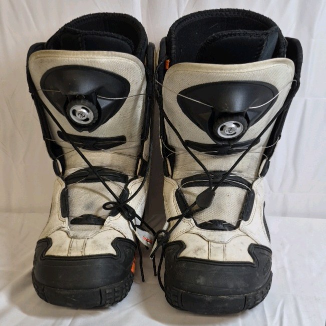 HMK Snowboard Boots  Black and White Lace-Up Design US 11M