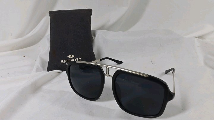 Ego Eyewear 3263 Sunglasses with Case