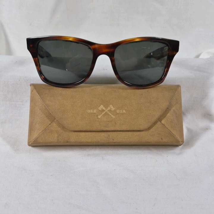 Shwood Eyewear Tortoise Frame Sunglasses
