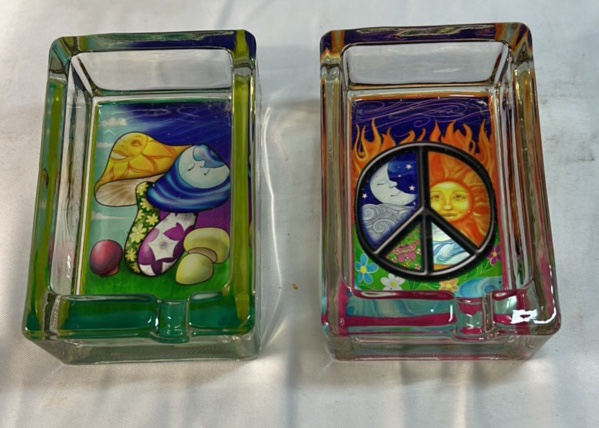 Pair of Glass Ashtrays Mushroom and Peace Sign Designs