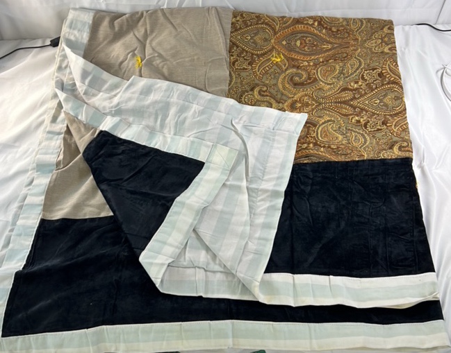 Patchwork Quilt Blanket  Plaid Border Paisley Panel Design