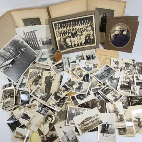 Large Lot Vintage Black & White Photographs Snapshots Portraits Ephemera