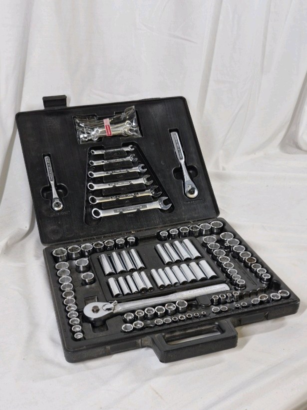 Craftsman Socket Set with Case