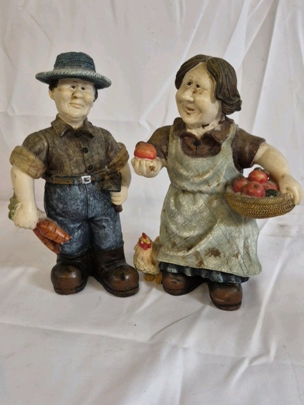Farmer Couple Figurines Apples Country Folk Art Set