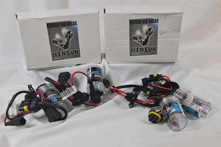 Kensun HID Bulbs Automotive Light Replacement Pair