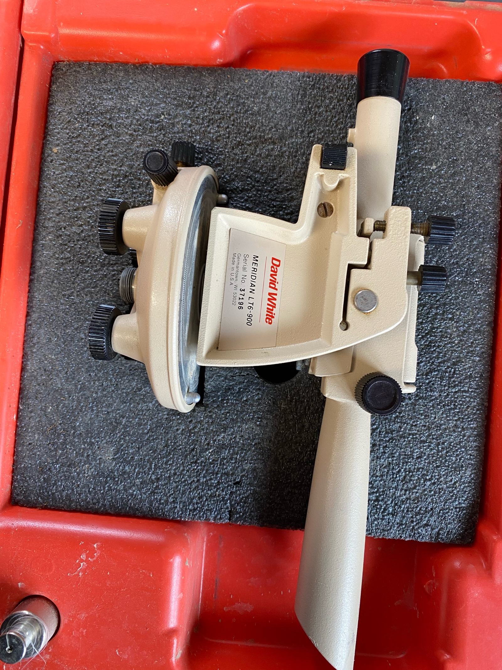 David White transom with tripod