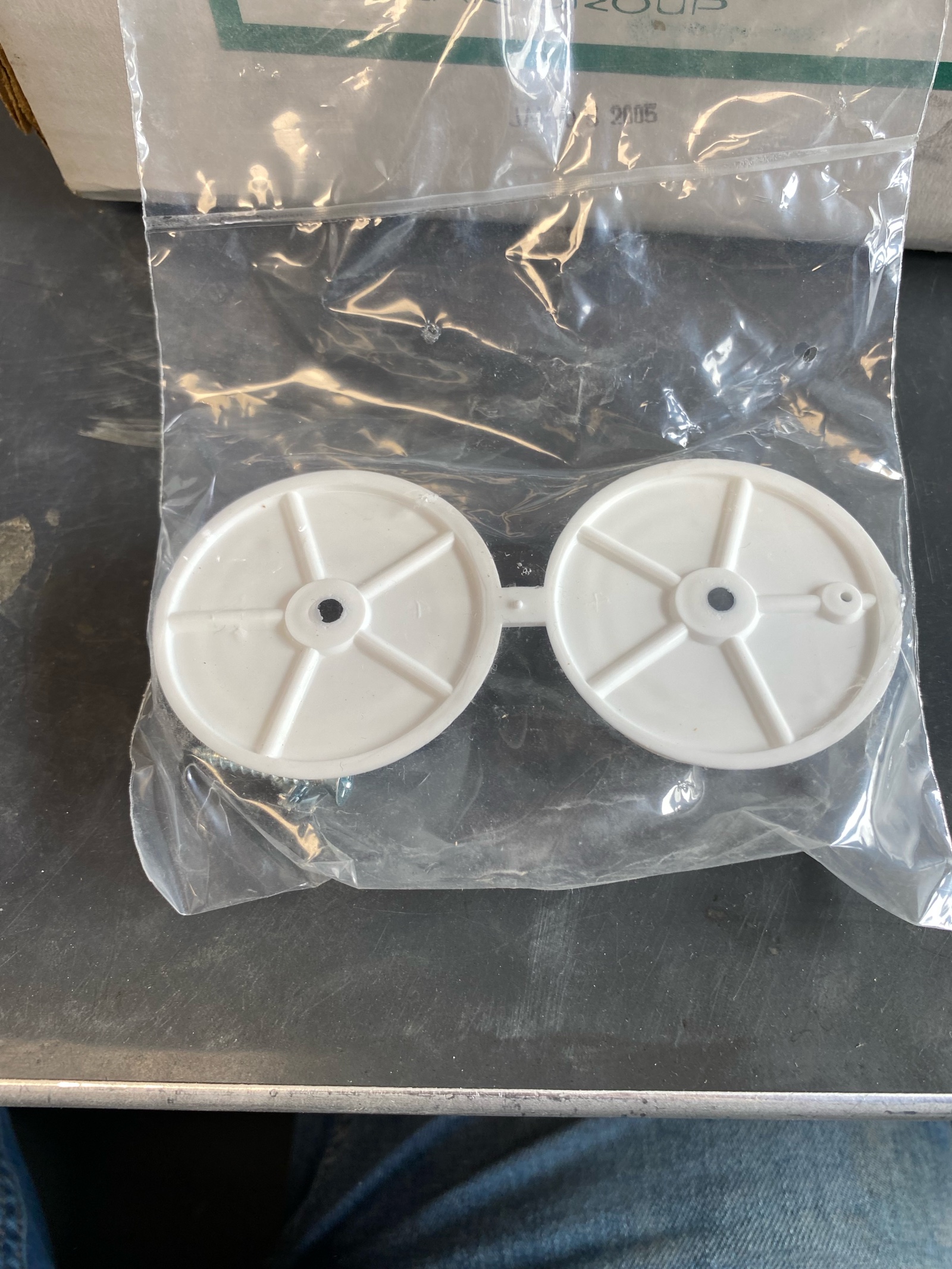 white pvc closet pole socket