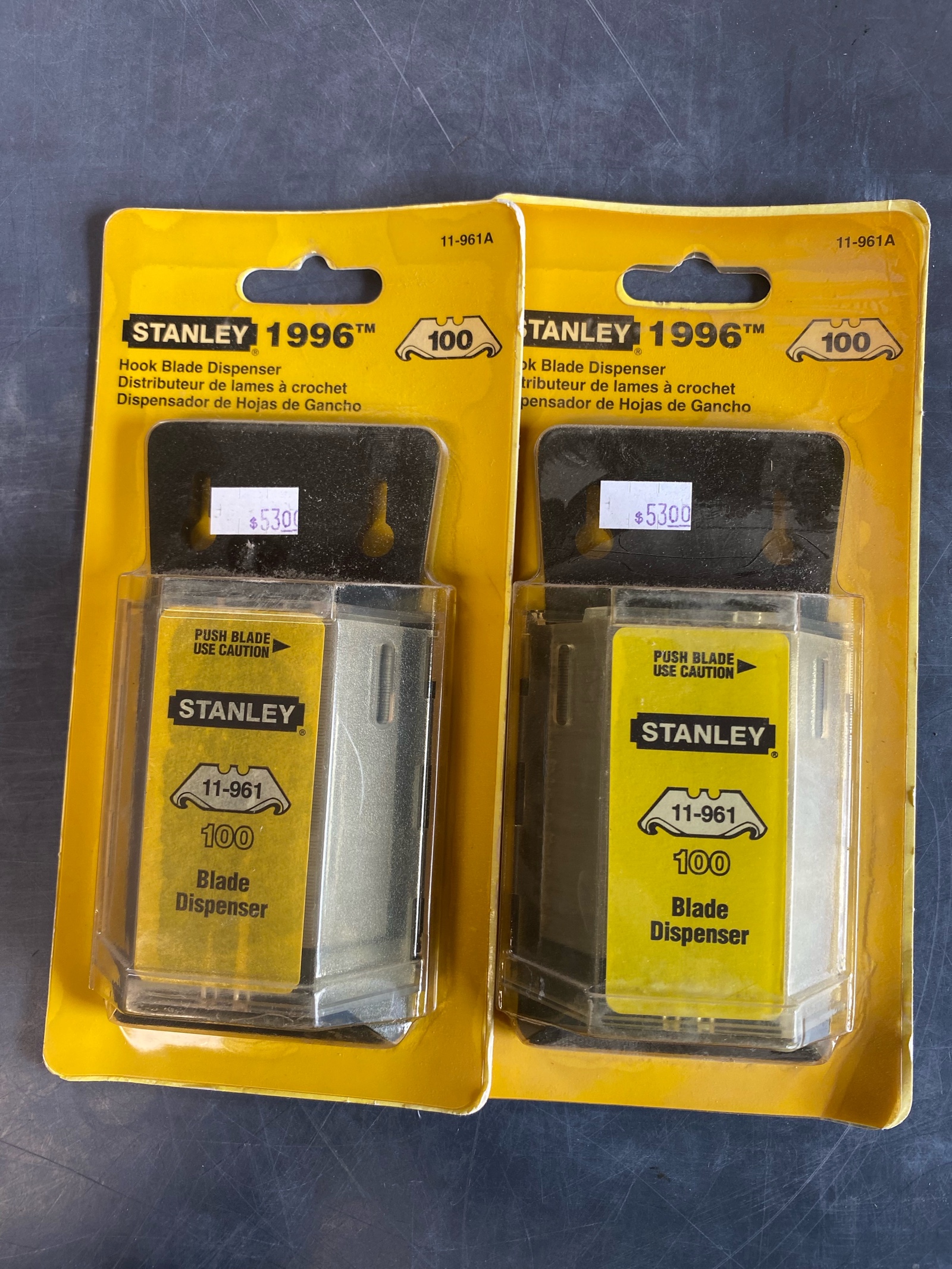 hook utility knife blades 2 packs of 100