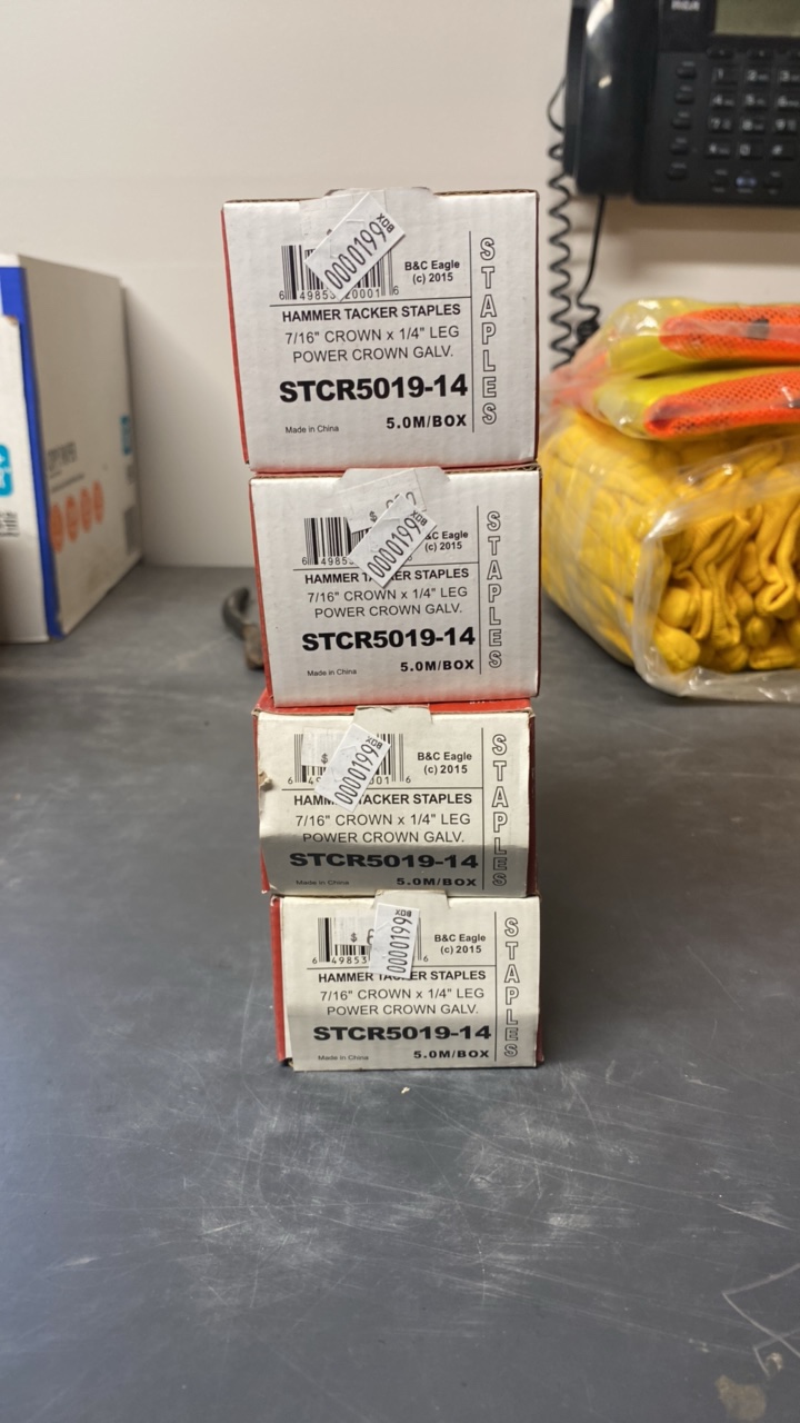 hammer tacker staples