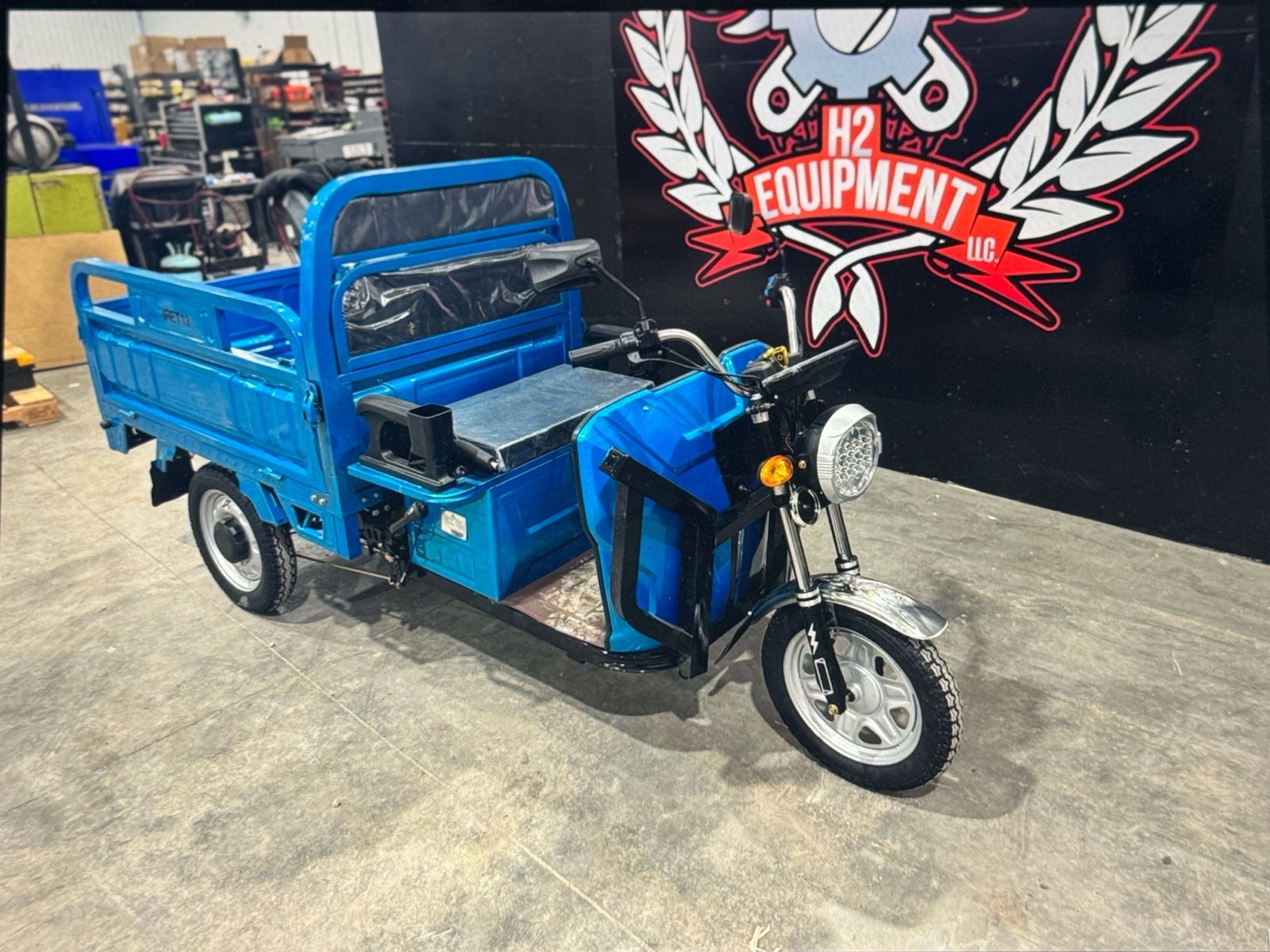 Electric Tricycle - 2026 - Unused - IRET13 BLACK (STOCK PHOTO)