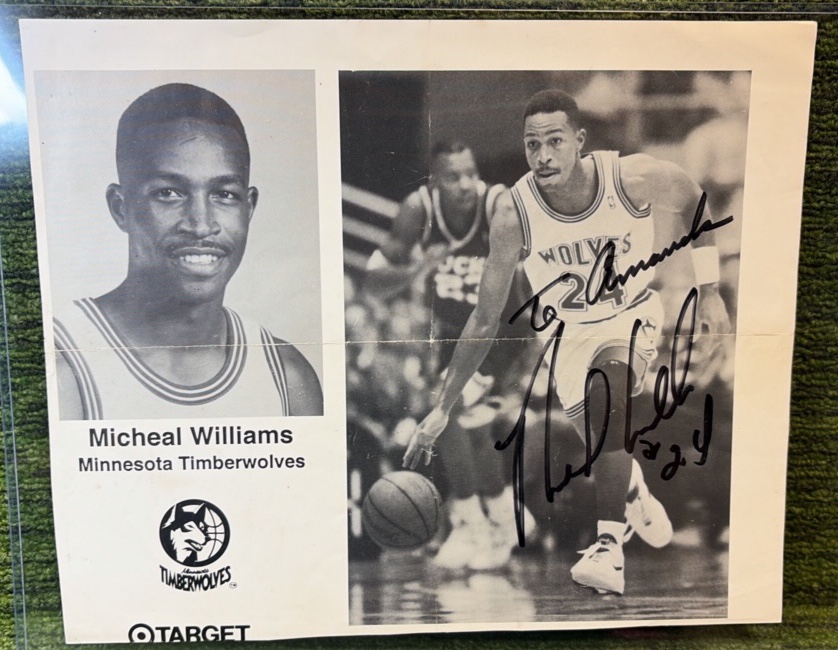 Minnesota Timberwolves Michael Williams #24 Autographed Photo 8 x 10