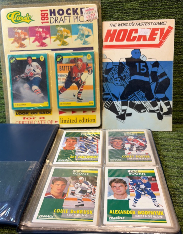 3-Piece Hockey Lot ( Pack, Booklet, Card Book) w LINDROS