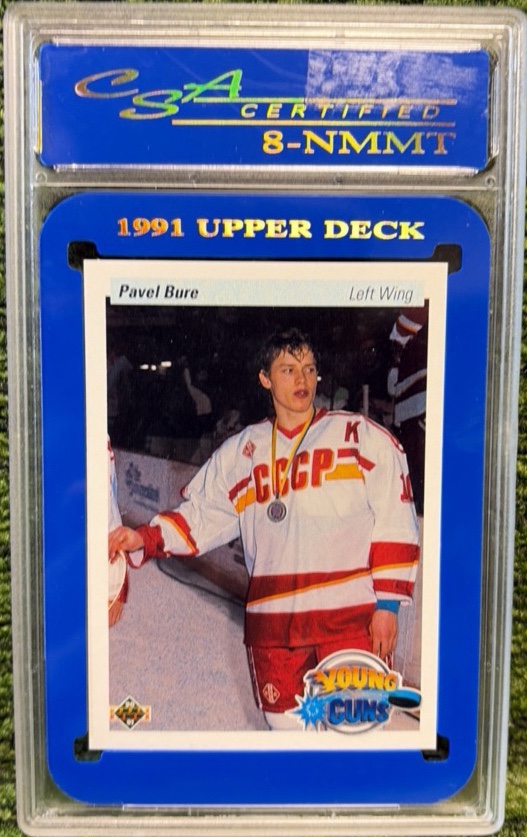 1990-91 Upper Deck Pavel Bure Young Guns Rookie Card Graded 8