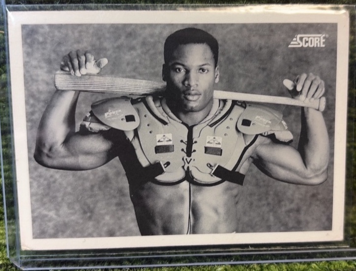 1990 SCORE #697 BO JACKSON RAIDERS ROYALS ICONIC BASEBALL CARD