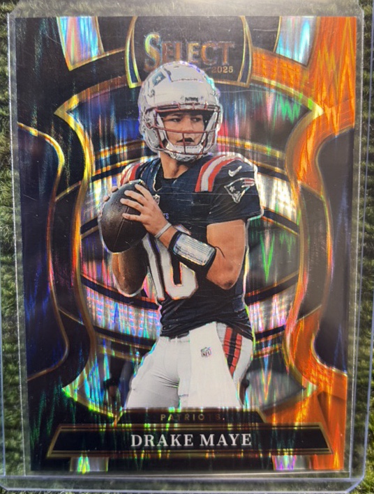 2025 Panini Select Drake Maye BLACK ORANGE SHOCK PRIZM #80 Concourse PATRIOTS SP