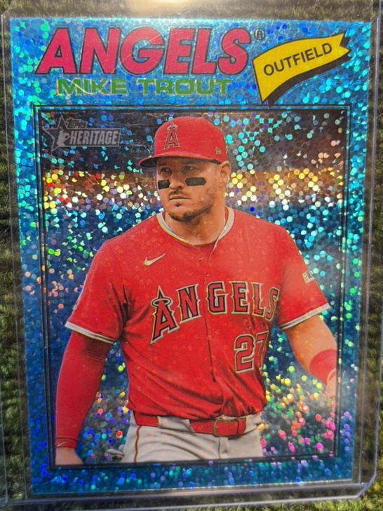 2026 TOPPS HERITAGE MIKE TROUT BLUE SPARKLE BASEBALL CARD #163