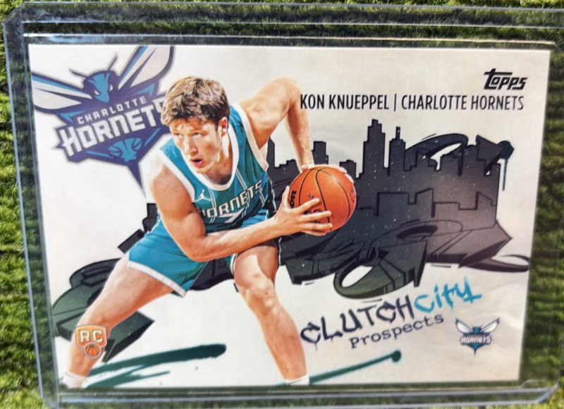 Topps Clutch City Prospects Kon Knueppel Charlotte Hornets 2025-26 CC-4 Insert