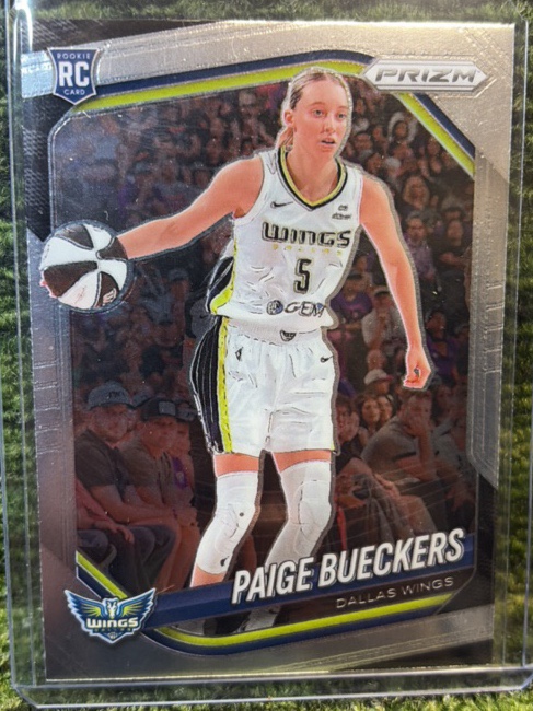 2025 Panini Prizm Paige Bueckers Rookie Card #5 - Dallas Wings