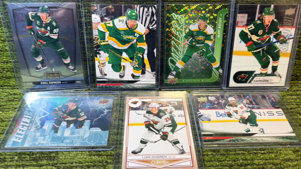 Minnesota Hockey Wild Cards LOT 7cards Total