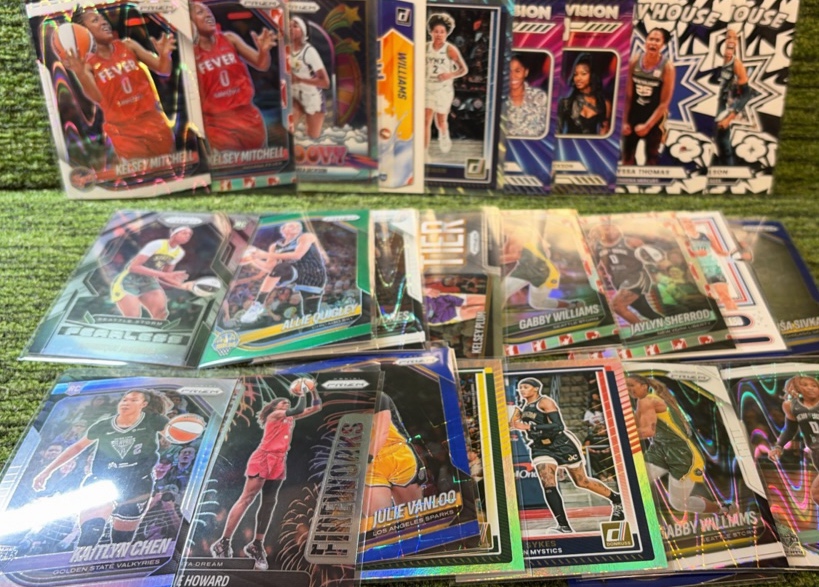 WNBA 25 cards total LOT
