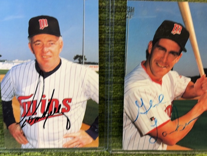 Minnesota Twins World Series Champions, Tom Kelly and Gene Larkin Autographed 3 x 5 photo Minnesotas Twins