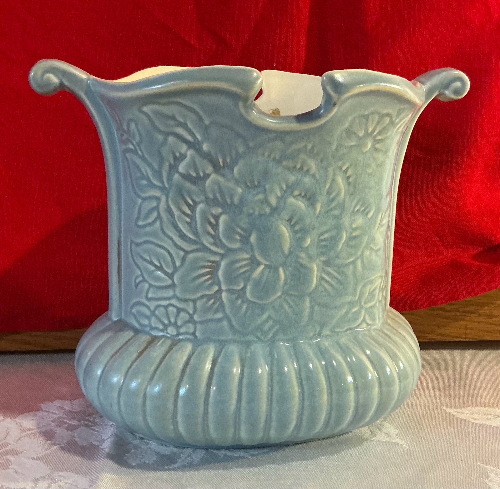 Vintage blue Red wing #1183 vase