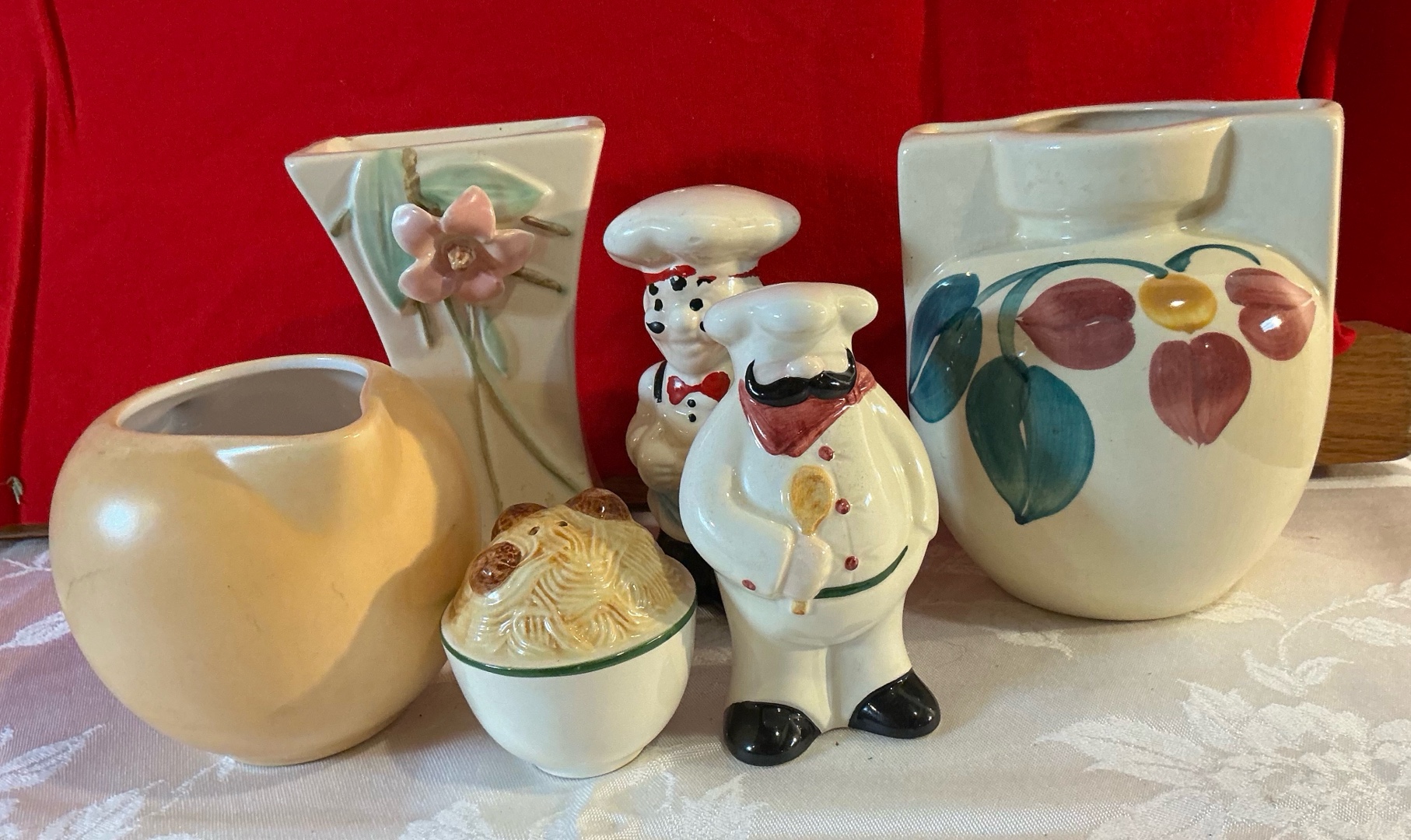 Group of Mccoy pottery, vases Purinton