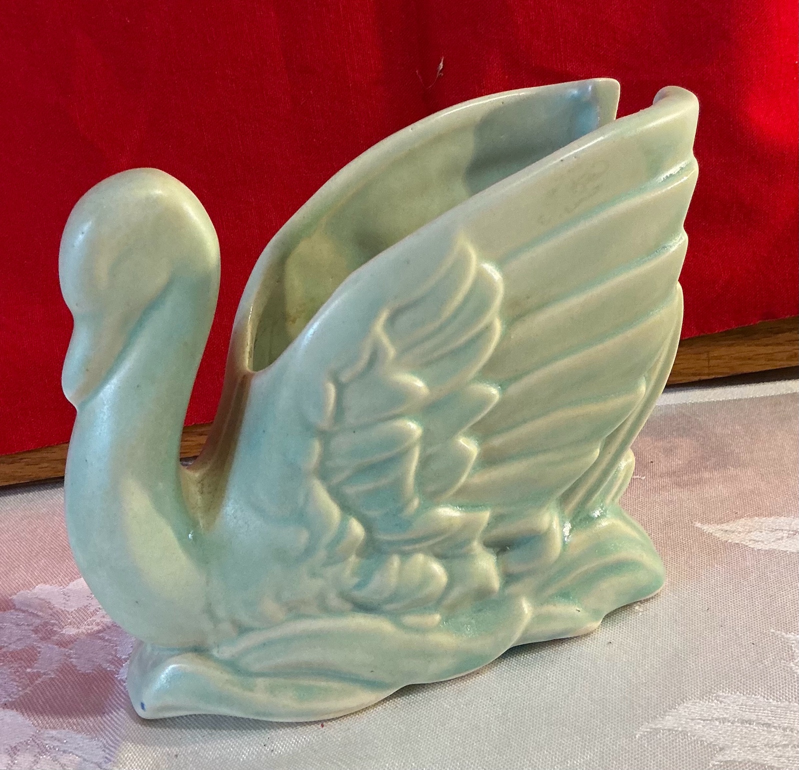 Vintage green pottery swan vase spoon rest