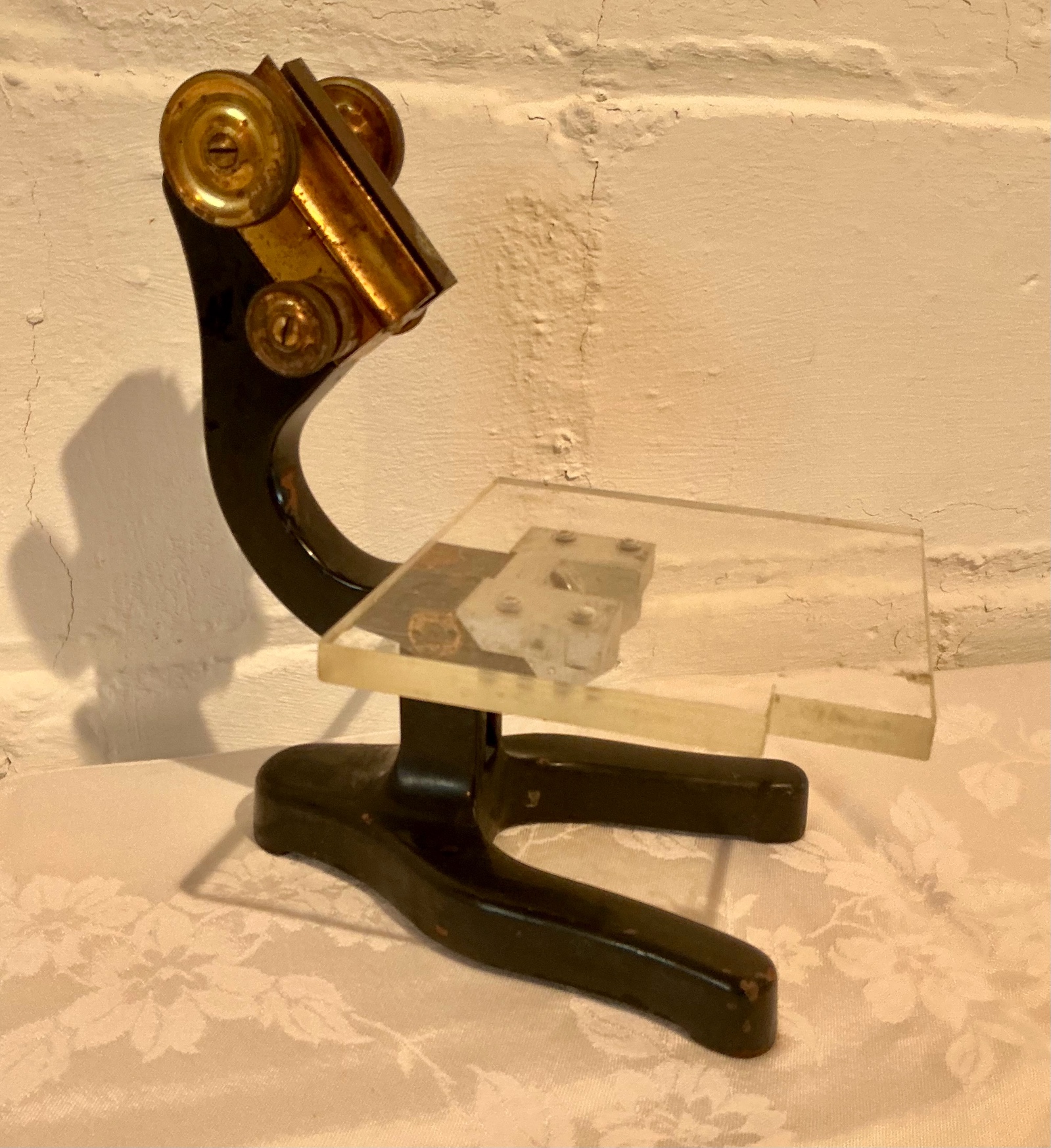 Ernst Leitz Microscope Base brass holder