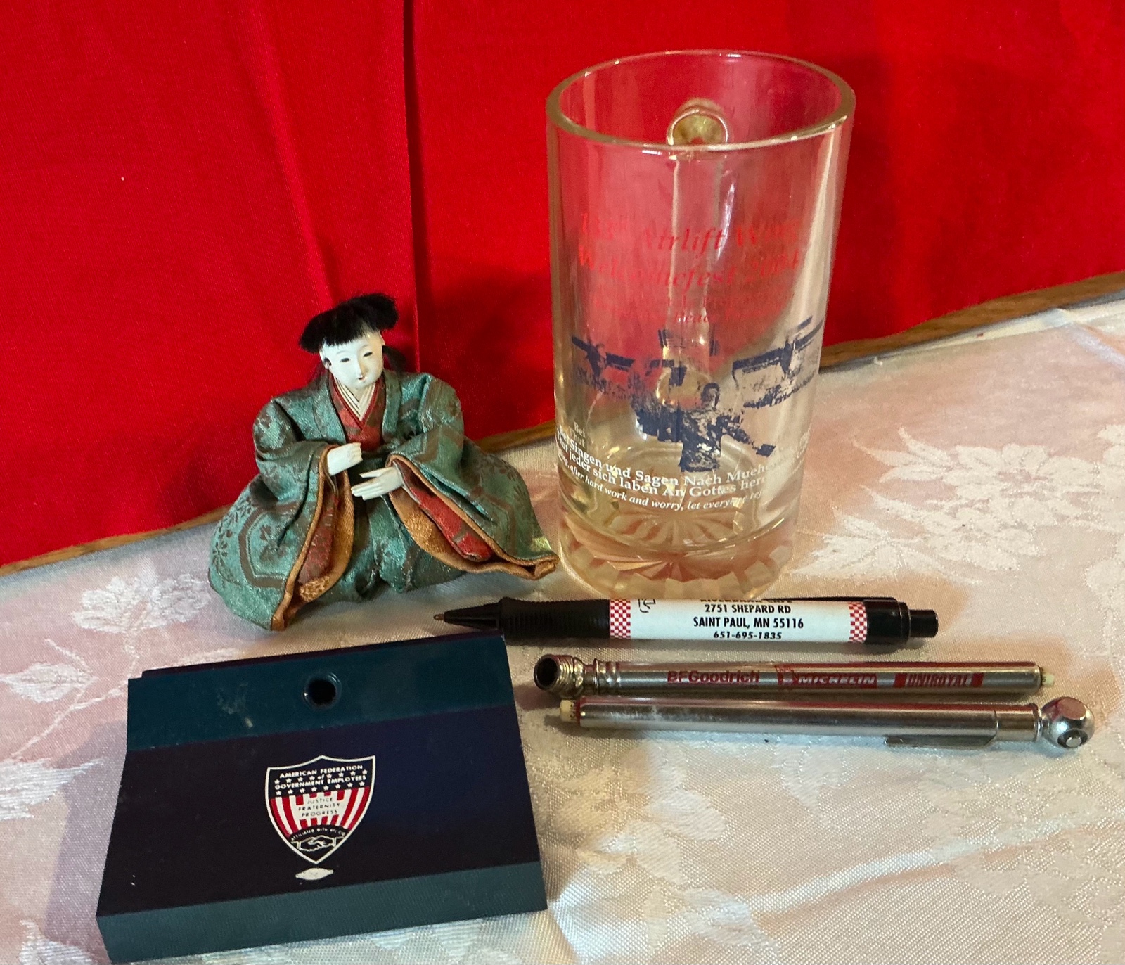 Miss collectables, advertising Michelin tire gauge, 2004 airlift mug