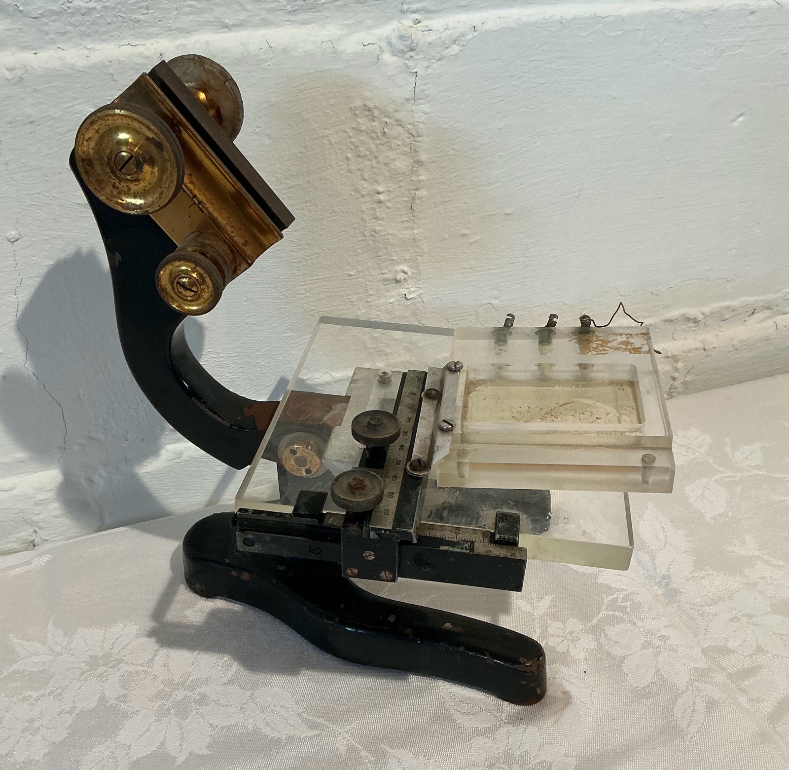 Ernst Leitz Microscope base