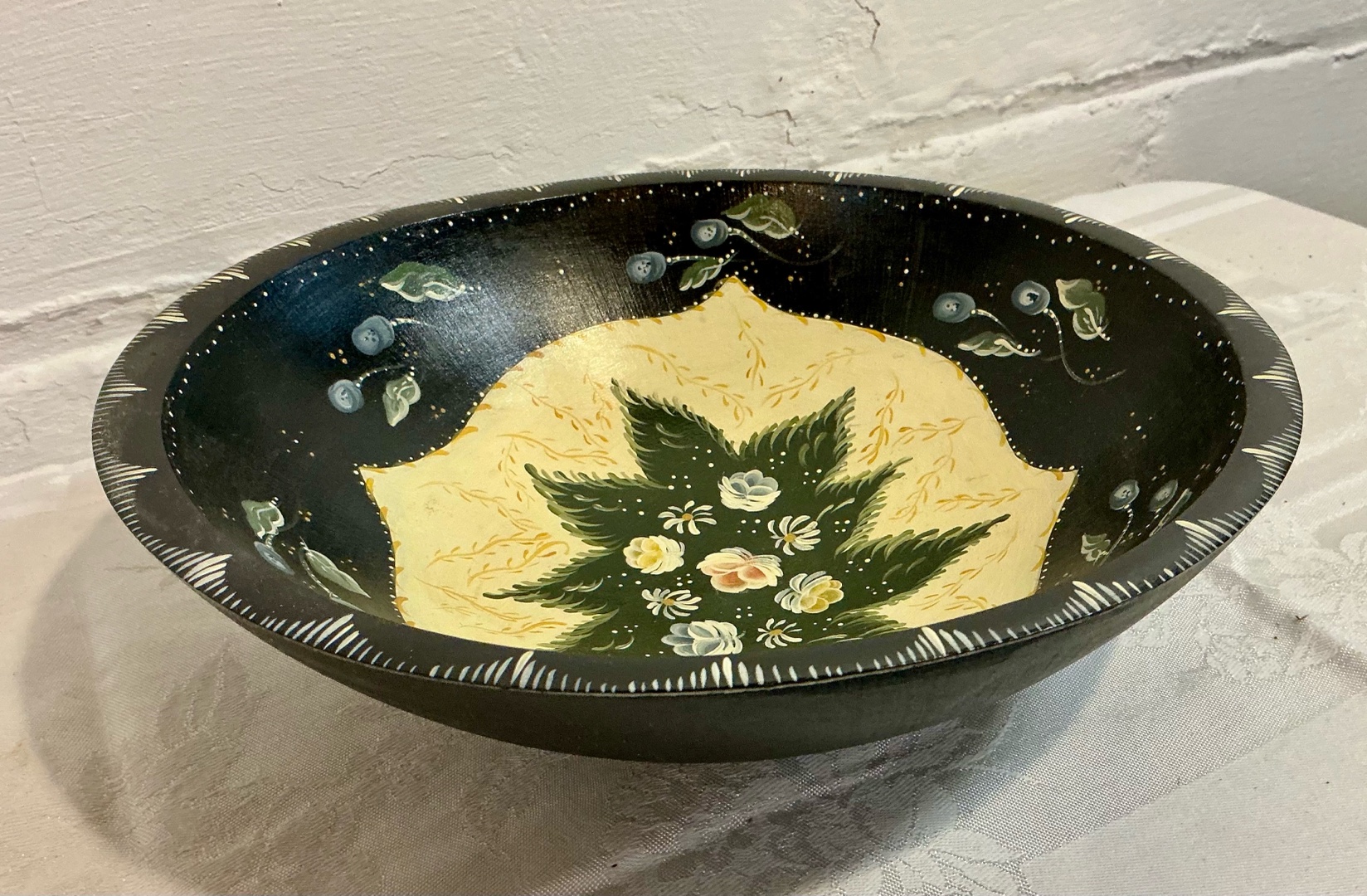 Vintage wood hand painted rosemaling bowl