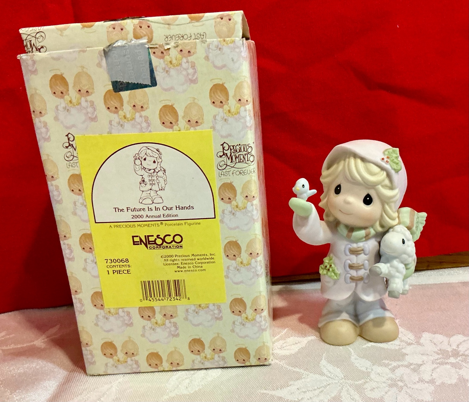 Precious moments 2000 The future is in our hands number 730068