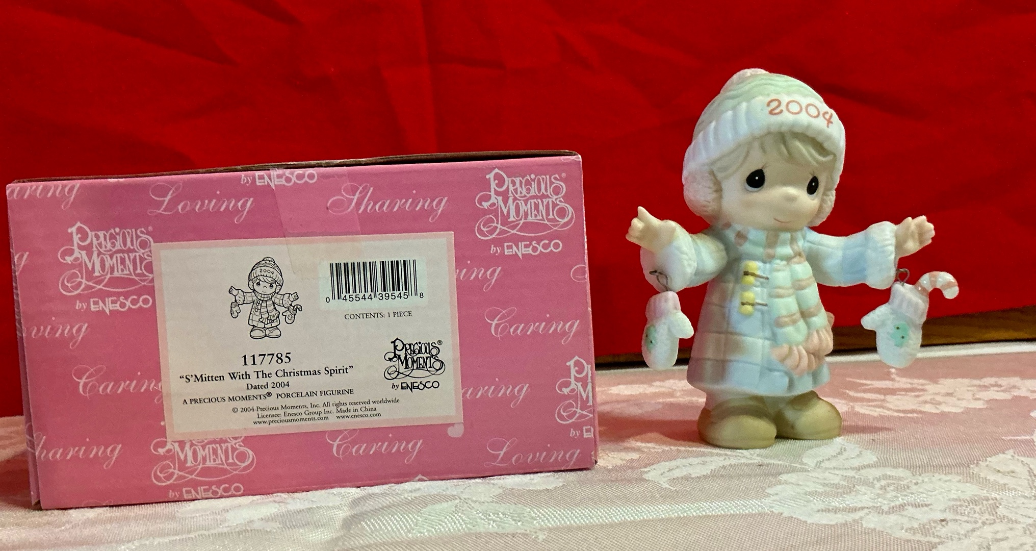 Precious moments 2004 s mitten with the Christmas spirit number 117785