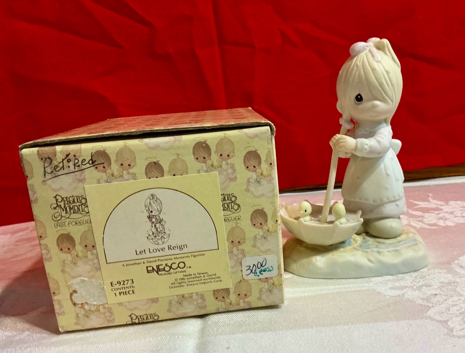 Precious moments 1982 Let love reign number E-9273