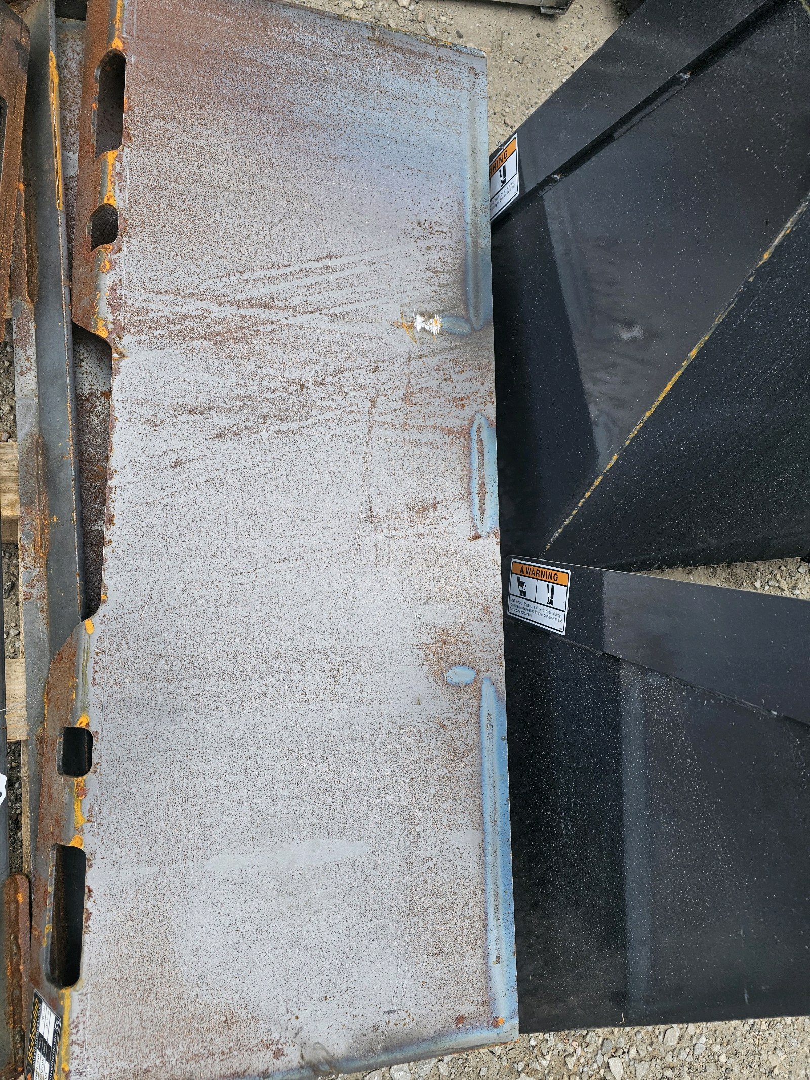 2026 Unused WOLVERINE YINTATECH 14� Universal Quick Attach Mount Plate QMP3-16-6T