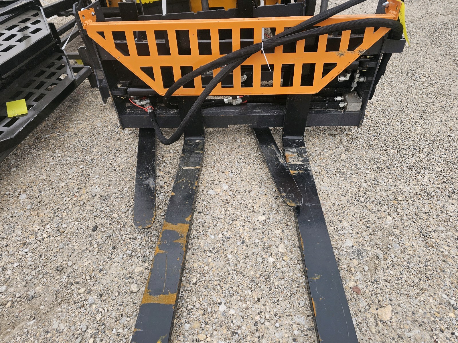 2026 Unused Heavy Duty Hydraulic Forks and Frame HPF-11-3000G