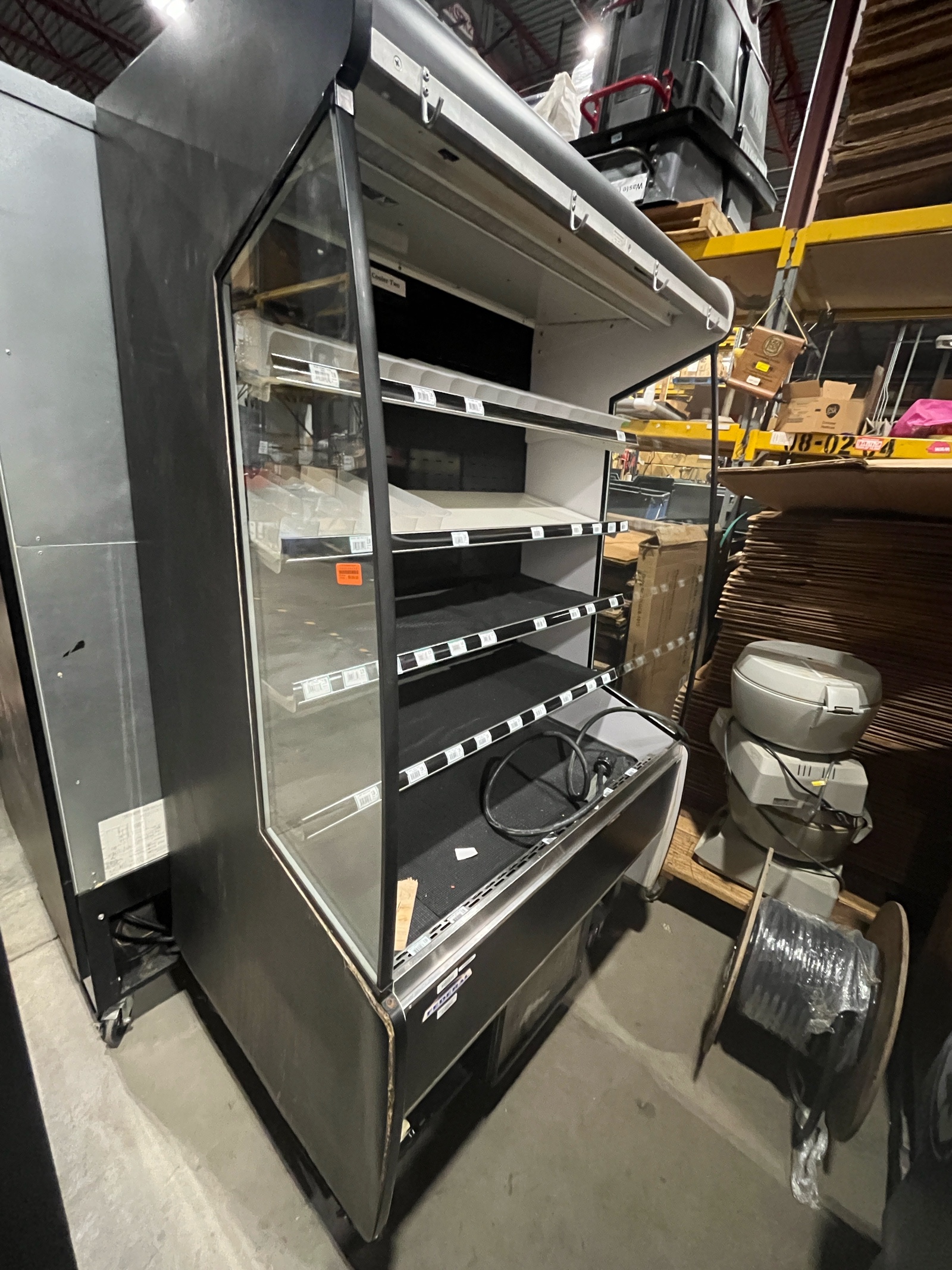 Federal Deli Case (606433)