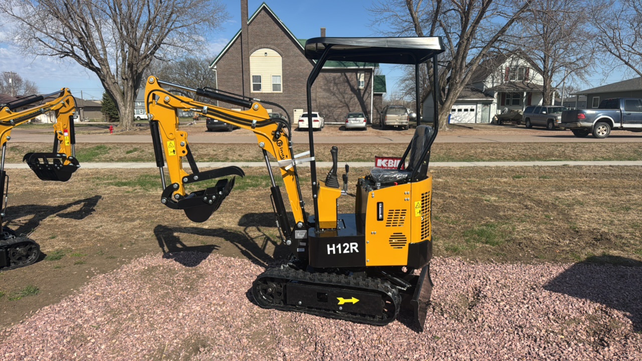 Mini Excavator CFG 2026 Unused M12R
