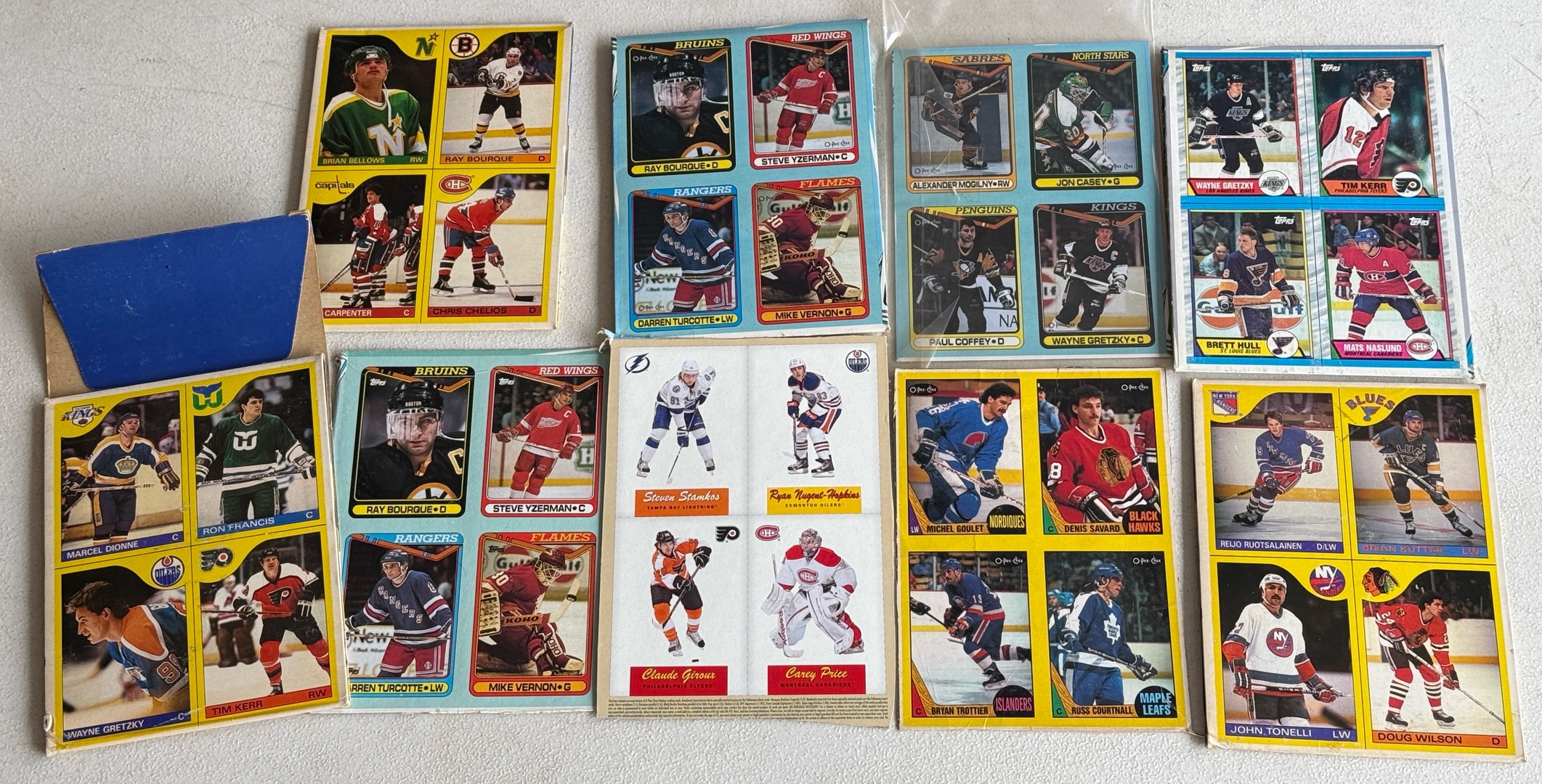 Lot of Hockey Pack Boxes and Box Bottoms w Gretzkys