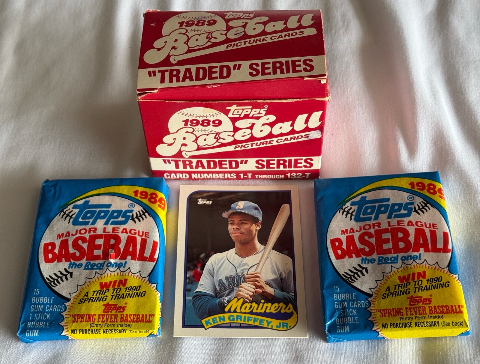 1989 Topps Traded Baseball Set (Ken Griffey Jr. RC)  2 Packs of 1989 Topps