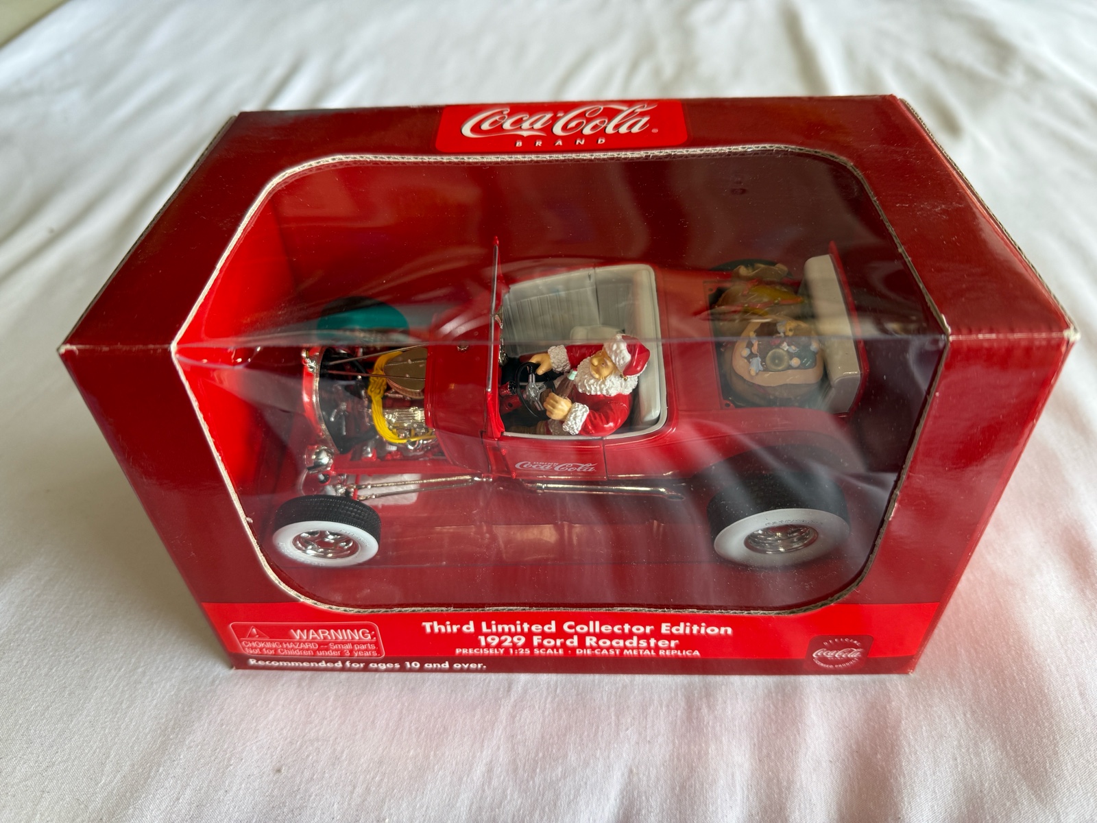 Coca Cola Santa Claus 1992 Limited Edition Ford Roadster 125 Die Cast Car