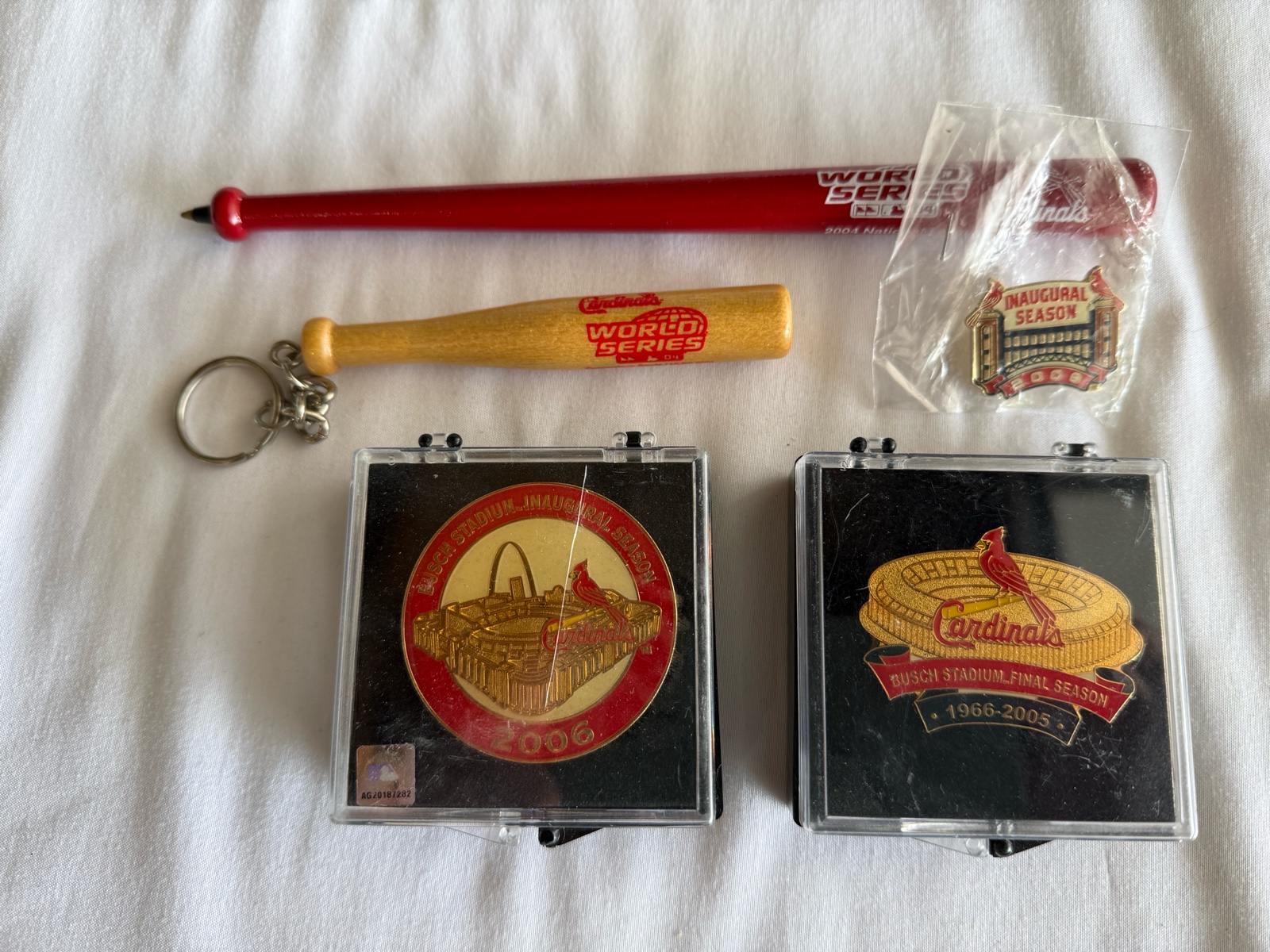 St. Louis Cardinals Baseball Lot - Pins, Keychain, Minibat Pen
