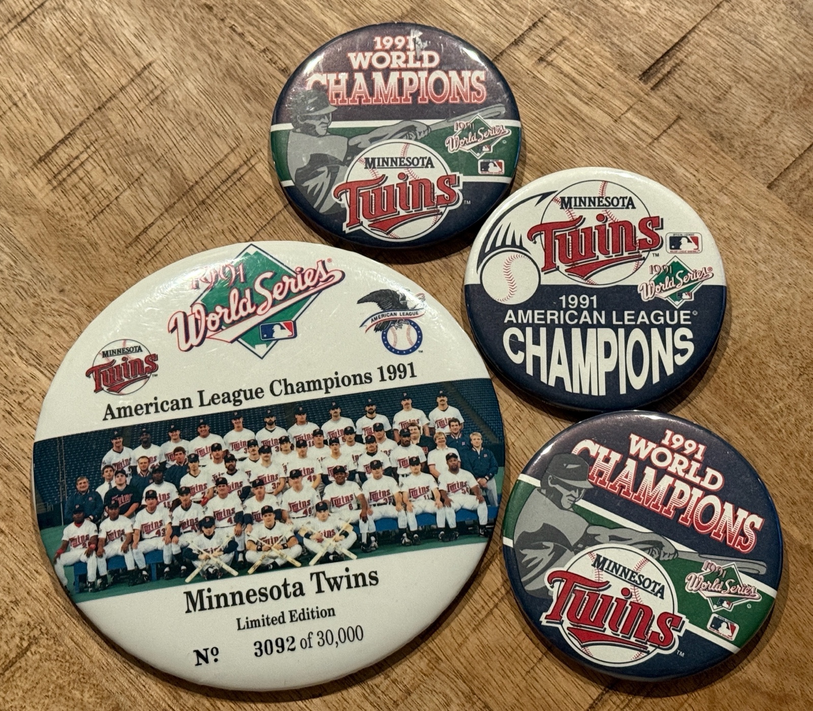 1991 Minnesota Twins World Series Champions Pin Lot