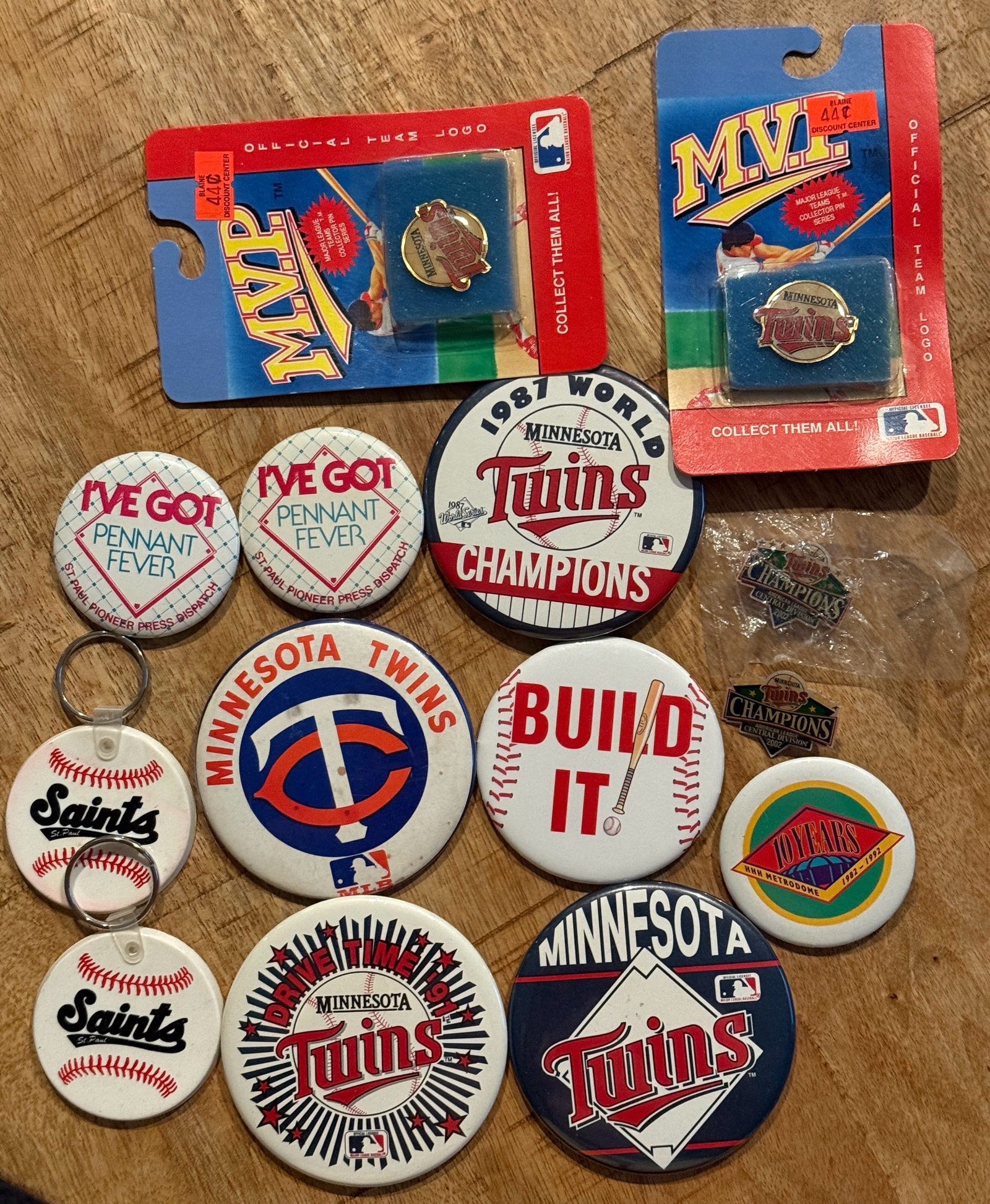 Minnesota Twins and More Baseball Pin Lot