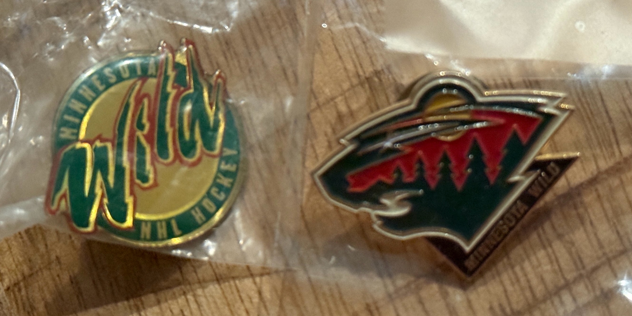 Minnesota Wild 2 Small Hockey Pin Lot