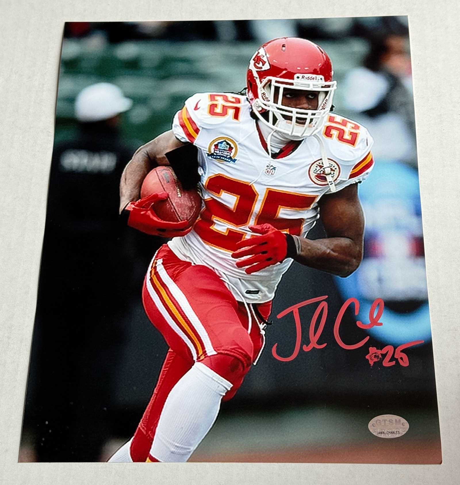 Jamaal Charles Autographed 8x10 Football Photo With COA