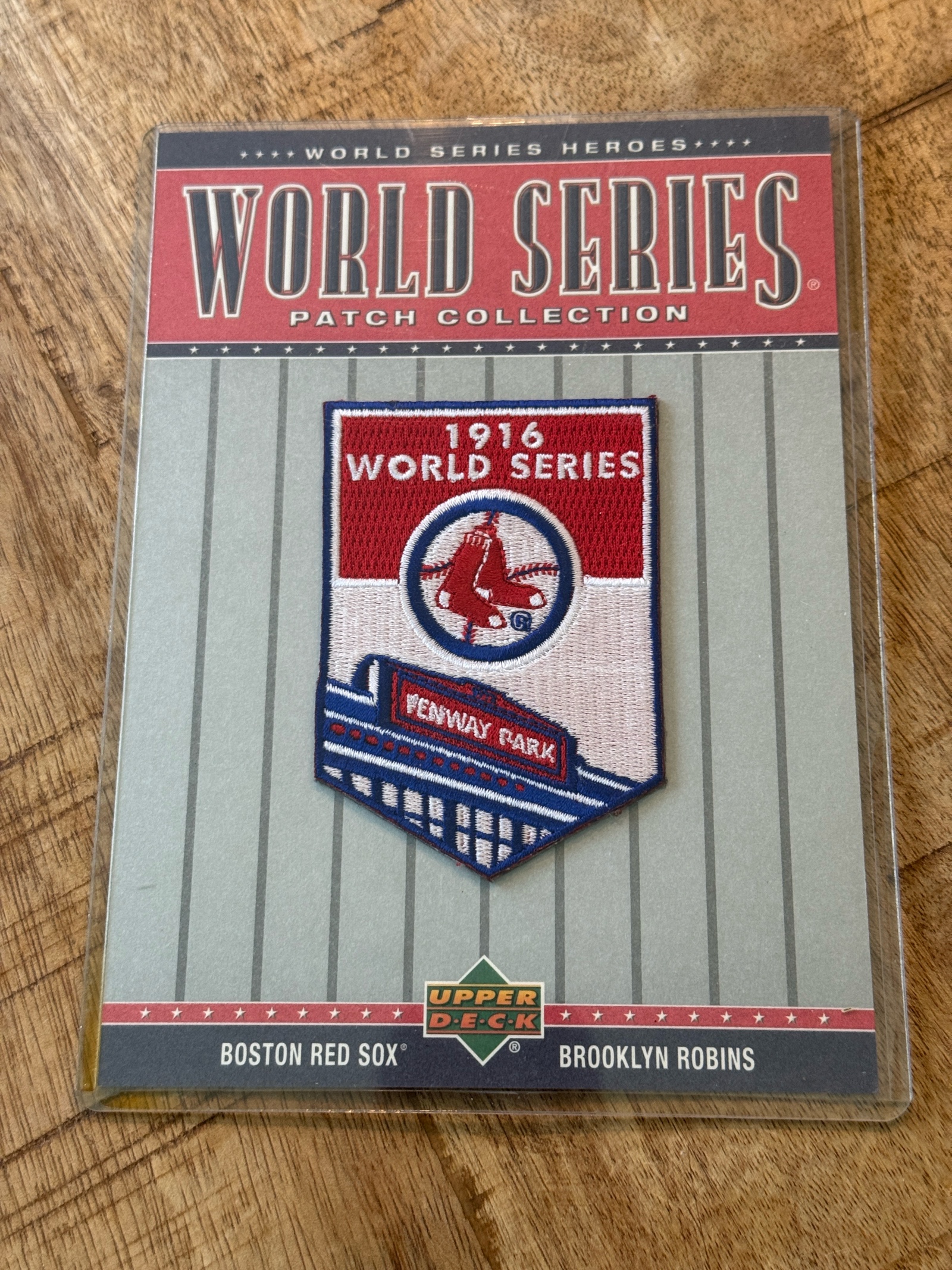 Upper Deck World Series Heroes Patch 1916 Boston Red Sox