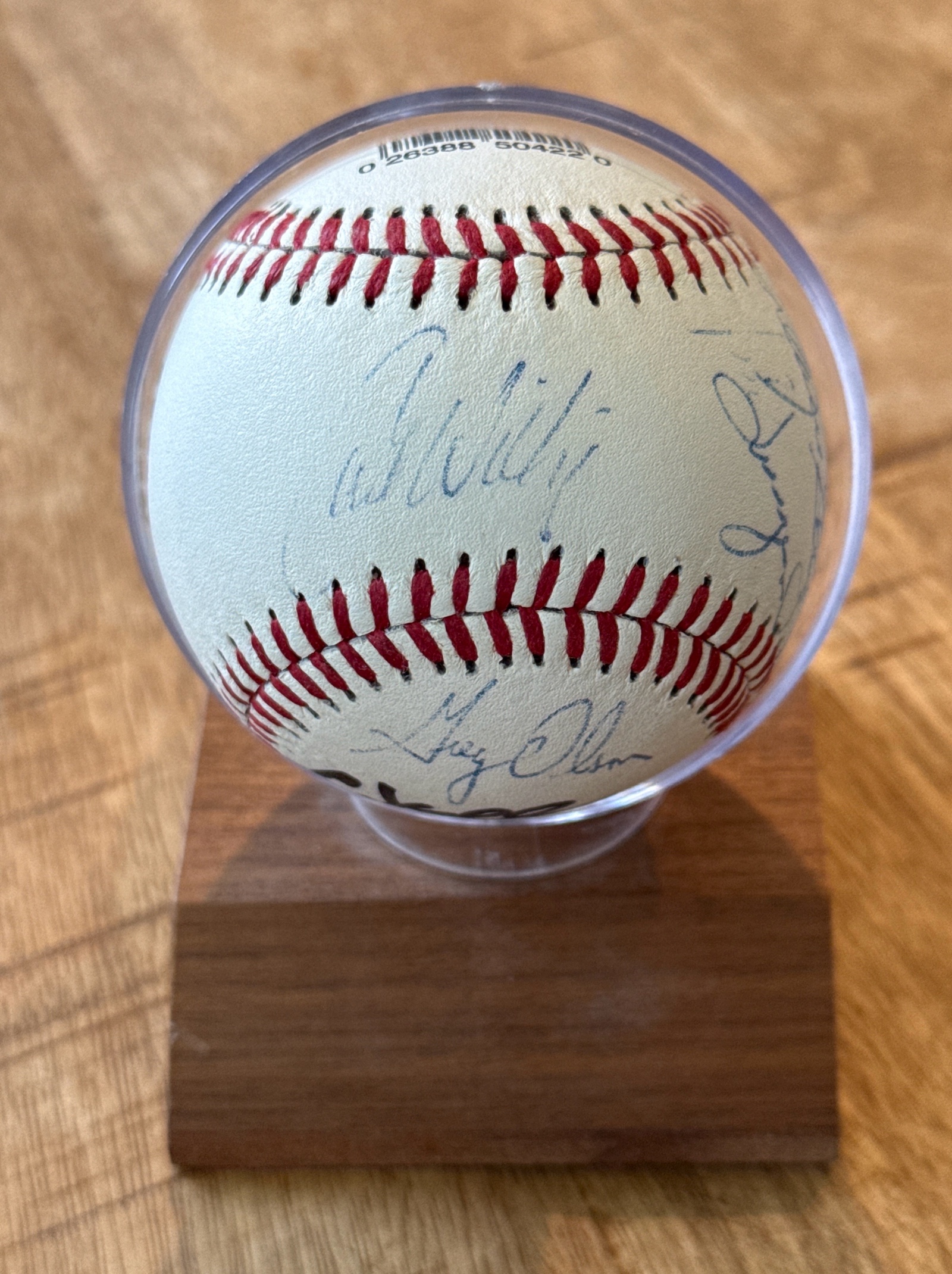Minnesota Twins Signed Baseball - 9 Autographs