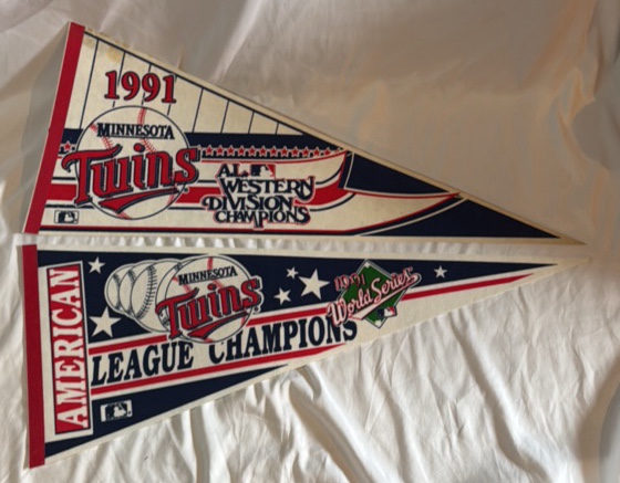 2 Minnesota Twins 1991 World Series Baseball Pennants